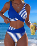 Bikini med korsade ränder